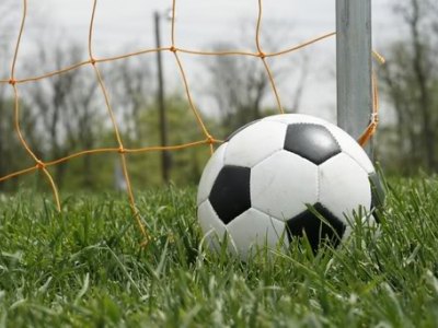 futebol-bola-campo